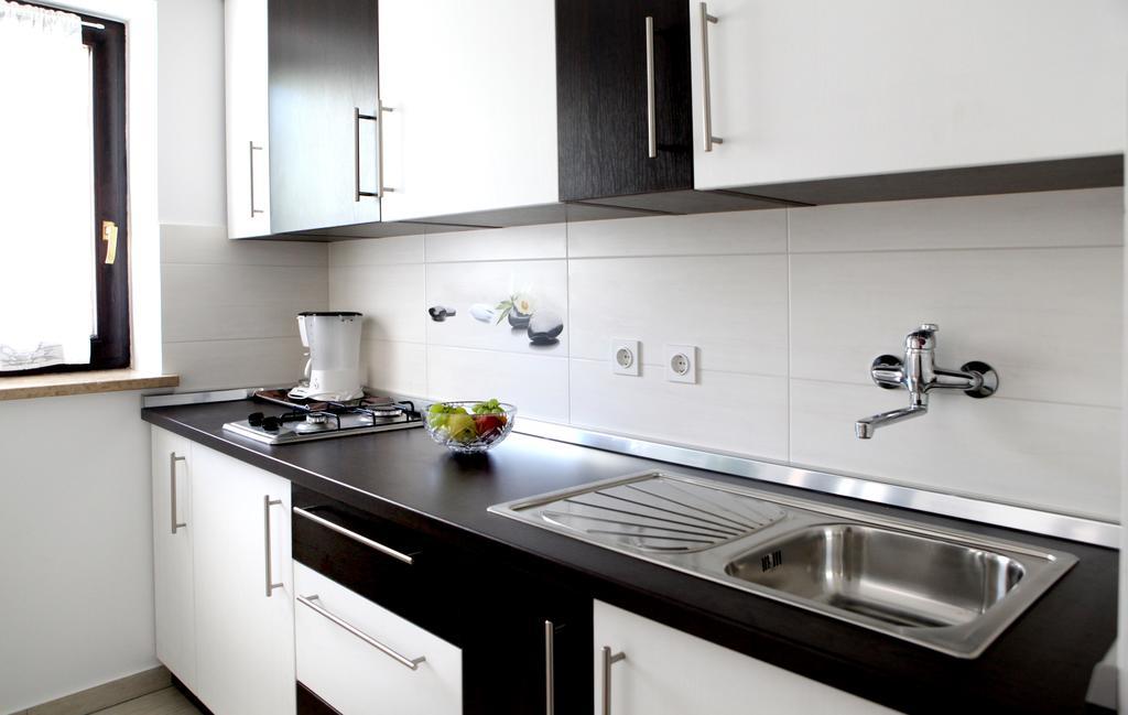 Apartments Marina-Mare โปเรช ภายนอก รูปภาพ